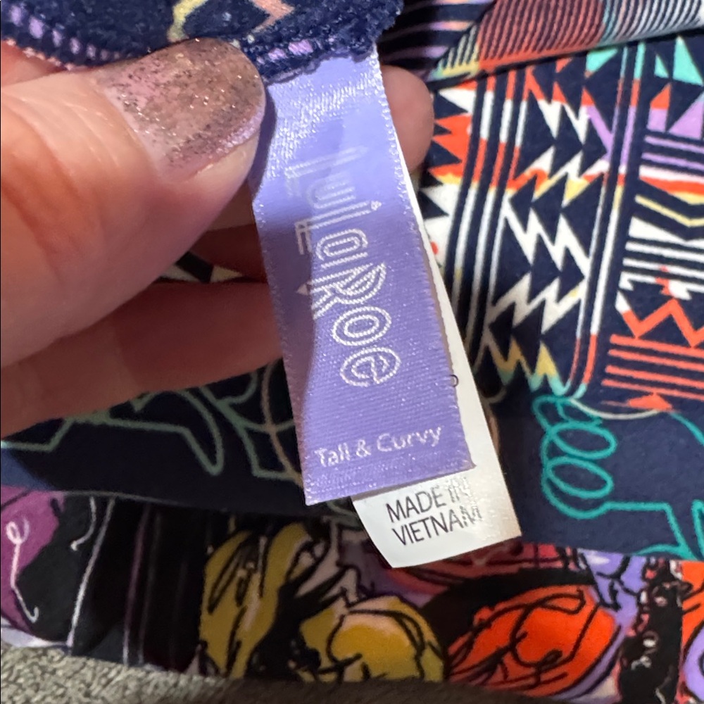 LuLaRoe Disney Leggings TC NWOT (7 pairs) - Picture 4 of 4